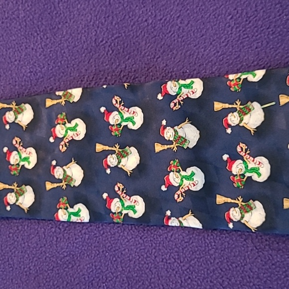 Hallmark Other - Christmas snowman silk tie from hallmark